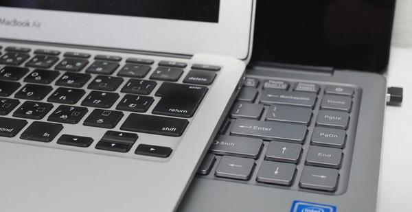 MacBook Air vs Chuwi Lapbook Air キーボード