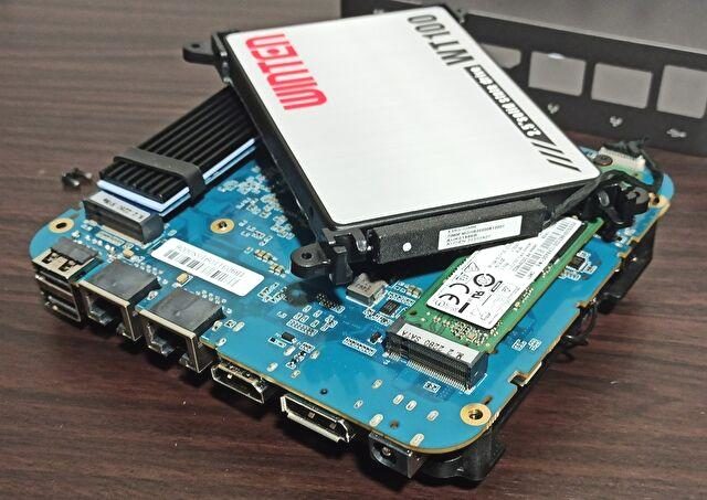 ミニPC MINSFORUM X35Gに2.5インチ SSDとM.2 SATA SSDを増設。PCIe SSD 